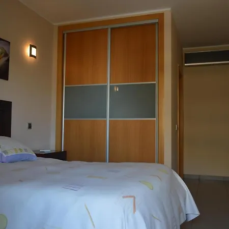 Apartmán Frente Ao Mar Com Piscina De Agua Salgada