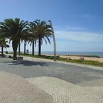 Frente Ao Mar Com Piscina De água Salgada * Quarteira