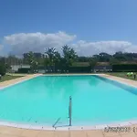Frente Ao Mar Com Piscina De água Salgada Appartamento Quarteira