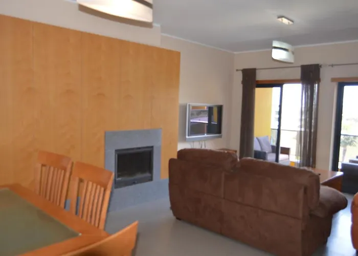 Frente Ao Mar Com Piscina De Agua Salgada Апартаменты *