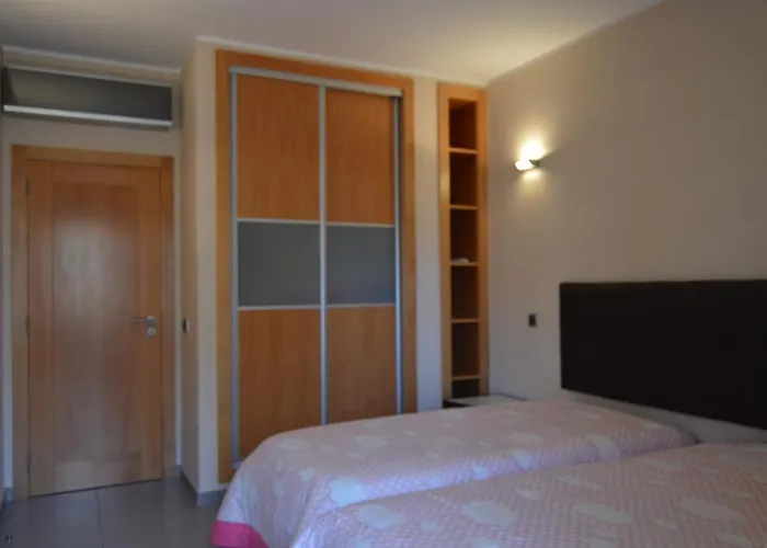 Frente Ao Mar Com Piscina De Agua Salgada Апартаменты Картейра