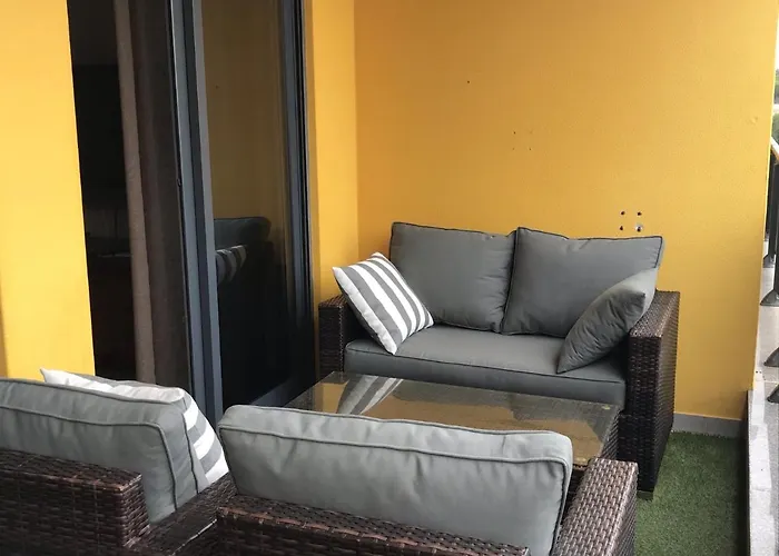 Frente Ao Mar Com Piscina De Agua Salgada Lägenhet *