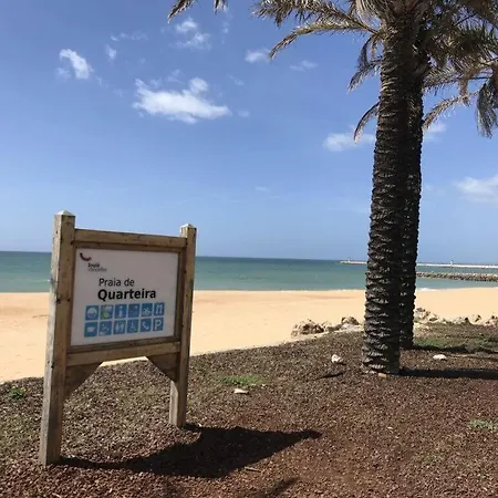 Appartement Frente Ao Mar Com Piscina De Agua Salgada